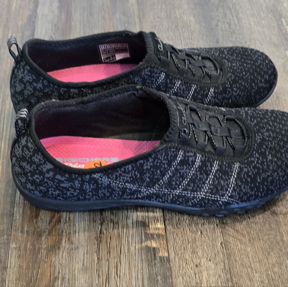 Skechers Relaxed Fit Memory Foam Insole Knit Slip On Athletic Womens 9.5 - Picture 4 of 15